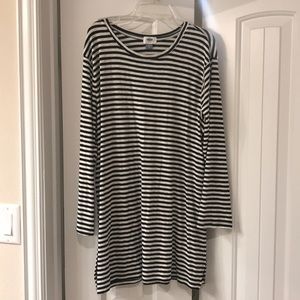 Black and white striped tunic